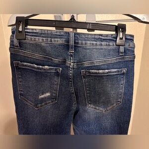 Vervet Women's High Rise Distressed Jeans in Blue